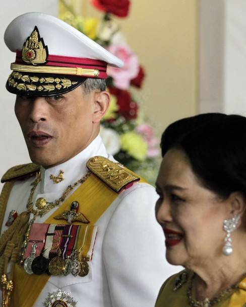 Король таиланда пхумипон адульядет: биография и семья