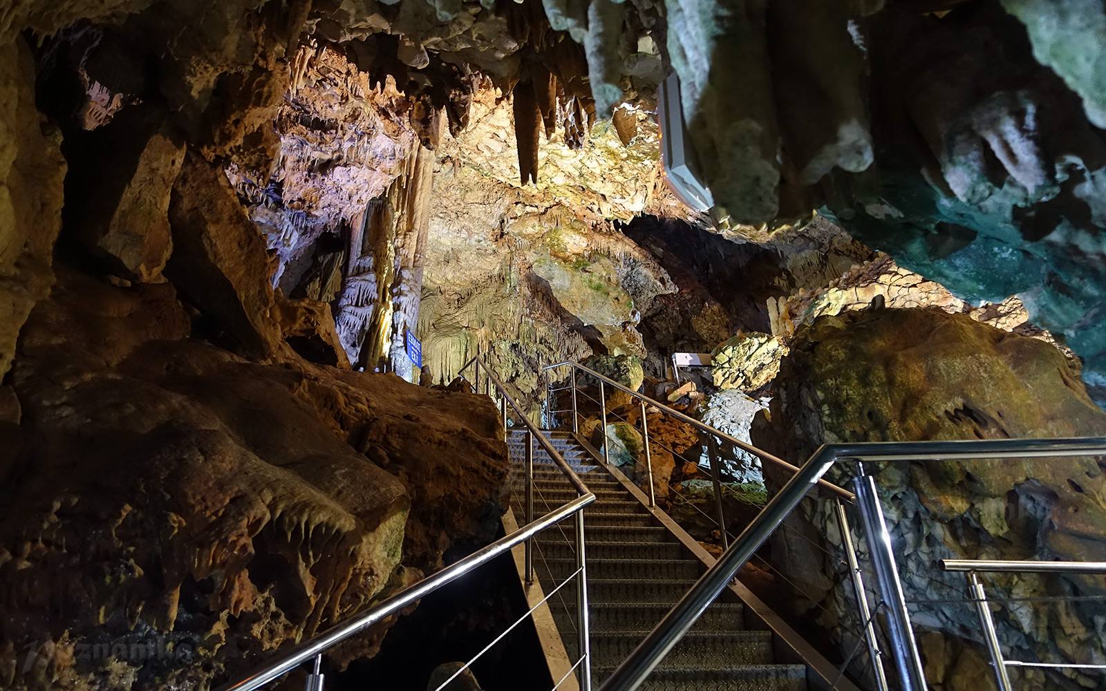 Пещеры доминиканы