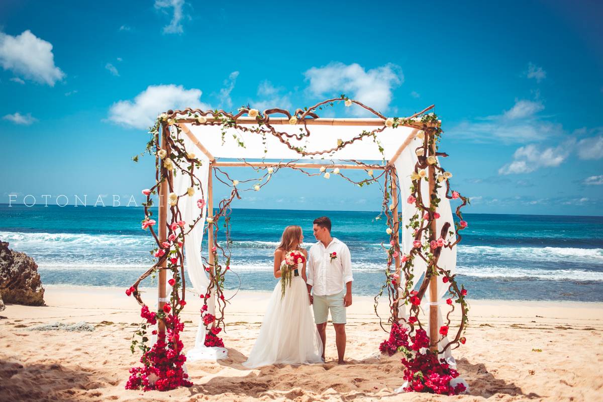 Свадебная церемония на пляже - как подготовиться, фото и видео