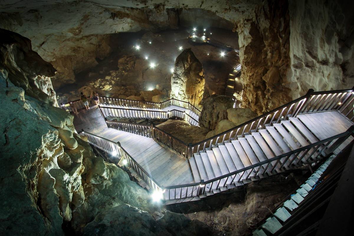 Самая глубокая и большая в мире пещера, список длинных пещер - самый самый
