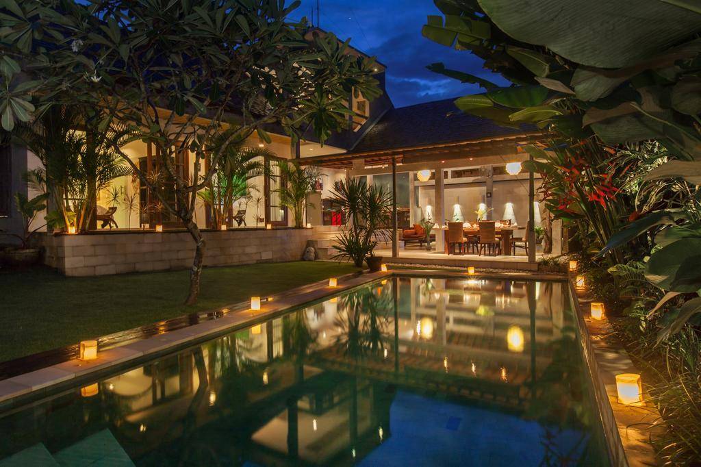 Astana Batubelig Villas Bali