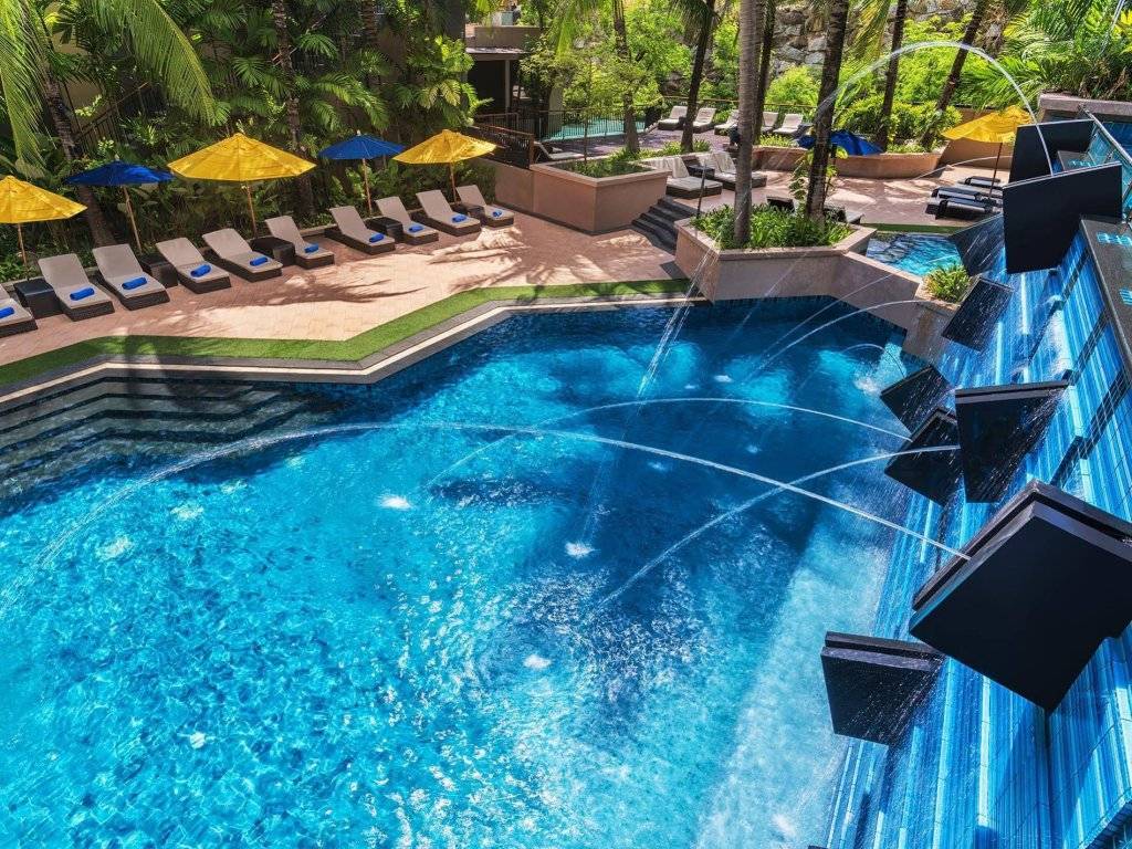 Avista phuket resort & spa 
 бронирование, цены: 8 800 200 58 13