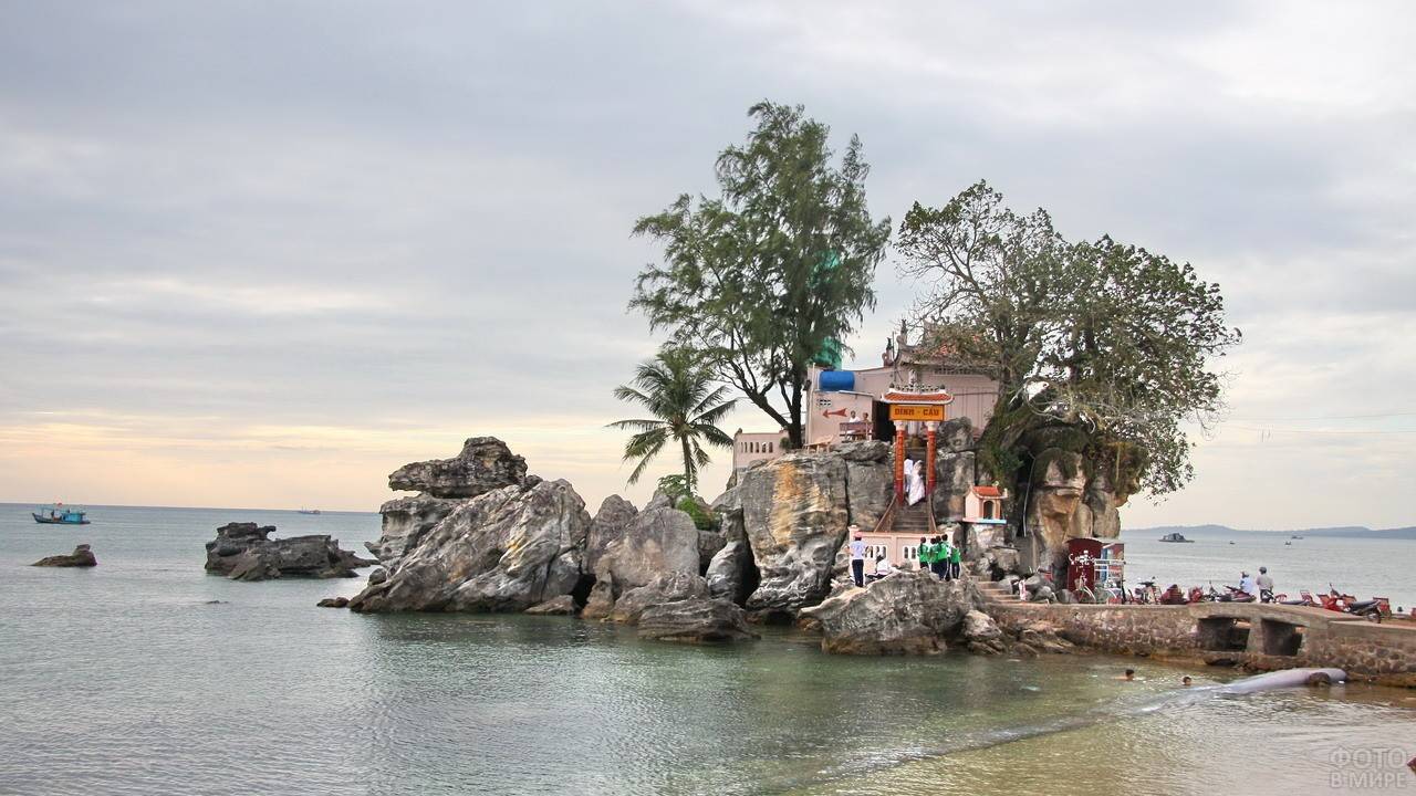 Вьетнам, фукуок: фото и отзывы туристов. где остановиться и что посмотреть на острове фукуок :: syl.ru