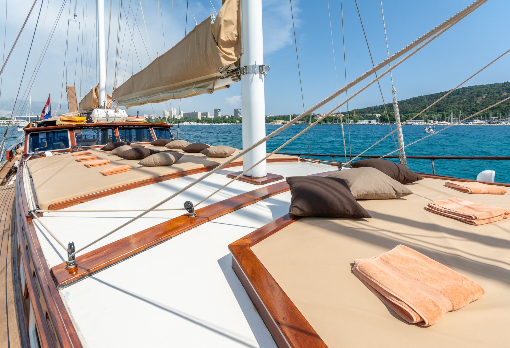 Яхтинг и маршруты в испании ▶️sailica.com
