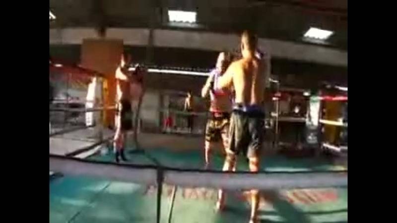 Приемы тайского бокса - стойка, удары, защита в муай-тай