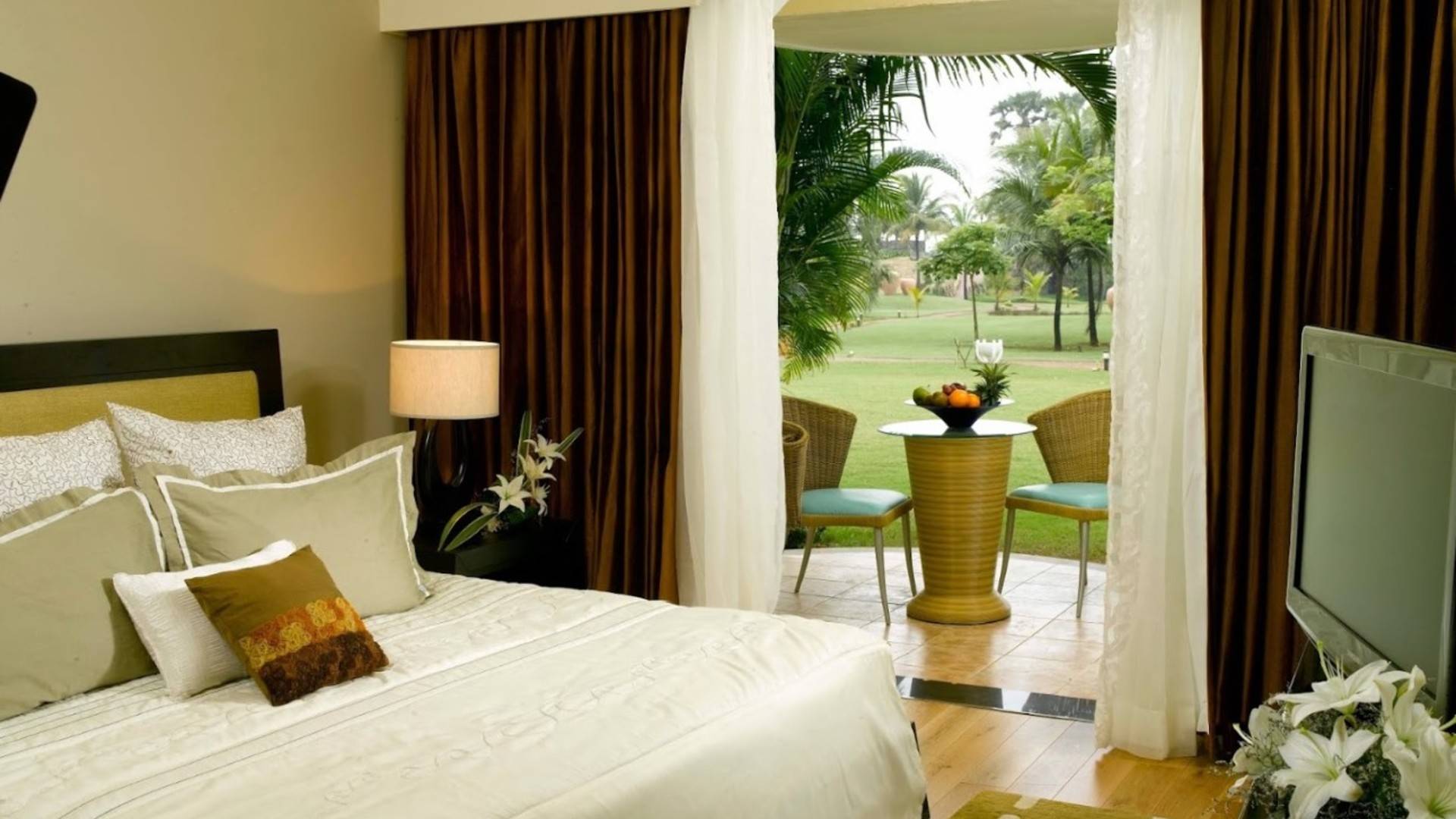 The zuri white sands, goa resort & casino 5* (индия/гоа южный/варка). отзывы отеля. рейтинг отелей и гостиниц мира - hotelscheck.
