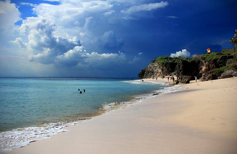 Рейтинг самых популярных пляжей бали