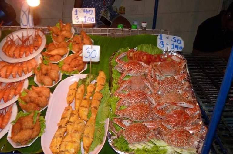 Дешевый буфет с морепродуктами в паттайе – муката nai por на северной улице