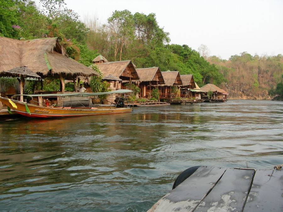 Экскурсия по реке квай в паттайе в 2021 году
