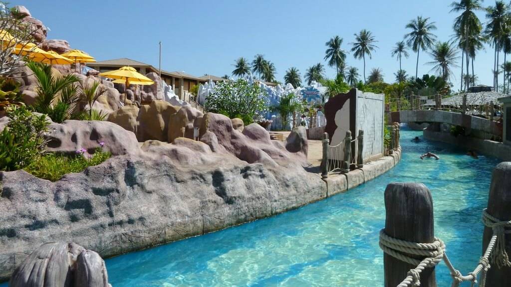 Splash beach resort на острове пхукет – курортный городок с аквапарком