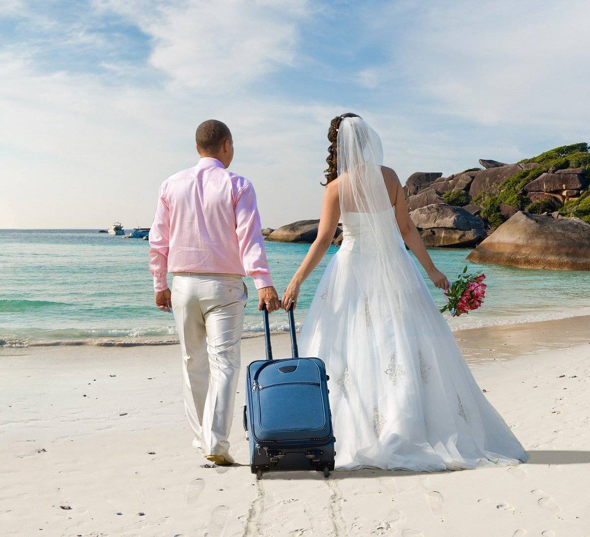 Куда поехать в свадебное путешествие, чтобы оно запомнилось на всю жизнь?