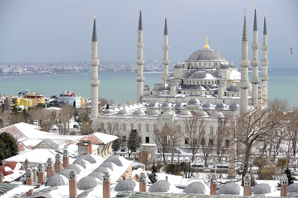 Стамбул в зимнее время