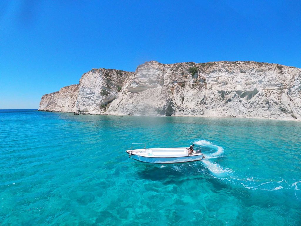 Где лучше отдыхать в греции. Остров Крит фото. Чистое море. Самое чистое море. Самое чистое море в мире.