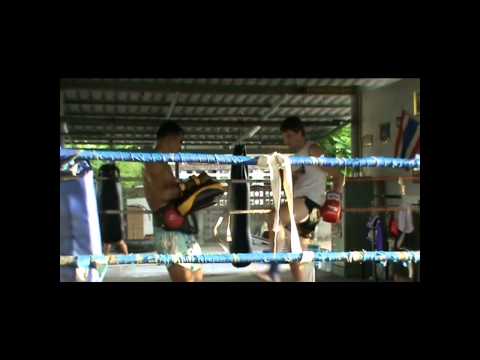 Тренировочные лагеря и залы по тайскому боксу в таиланде