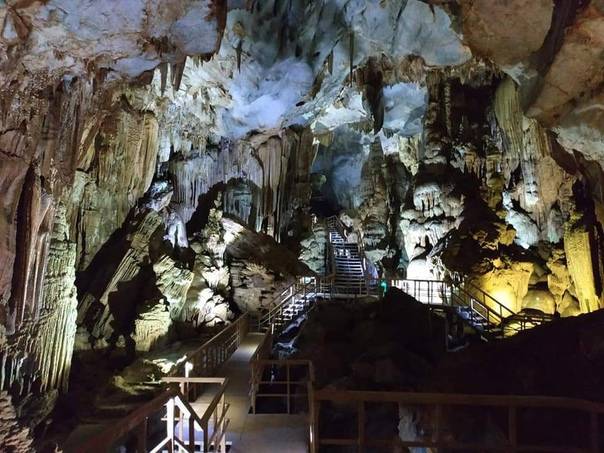 Как попасть в пещеру шондонг во вьетнаме и сколько стоит