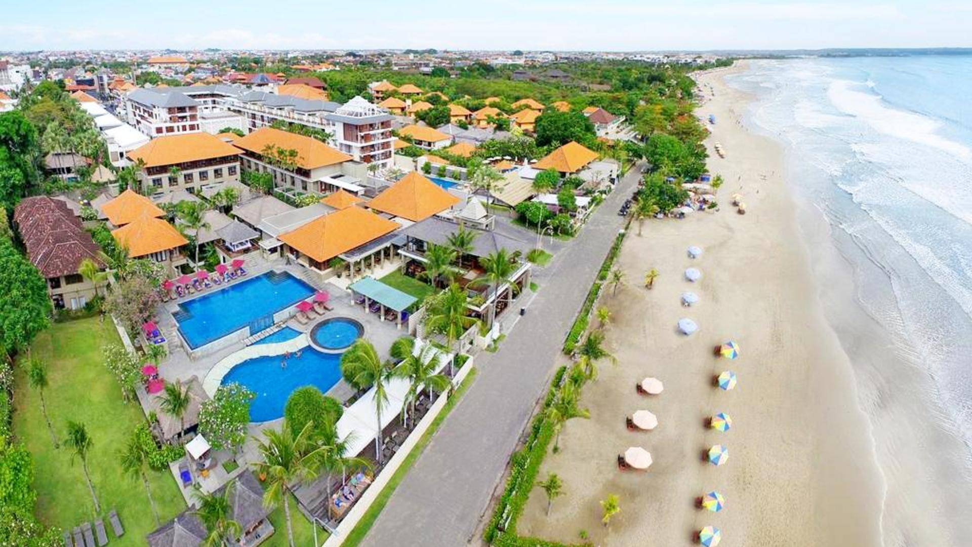 Курорт легиан и его золотистые пляжи вместе с уютными отелями