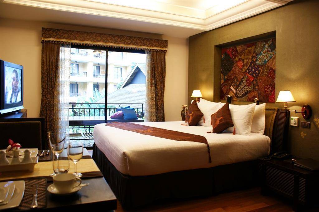 Гостиница vogue pattaya hotel в паттайе, таиланд  — кешбэк баллами на яндекс.путешествиях