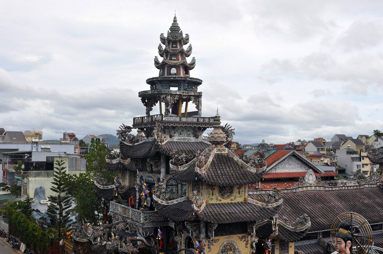 Экскурсия в город далат во вьетнаме: достопримечательности