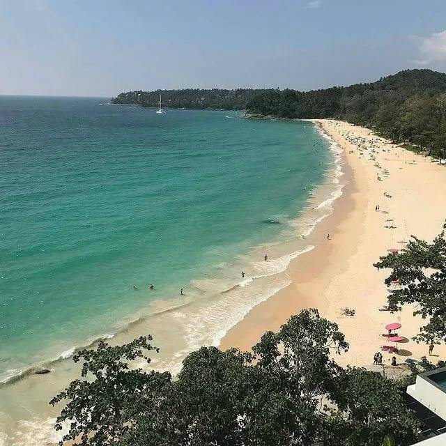 Сурин бич - пляж миллионеров на острове пхукет