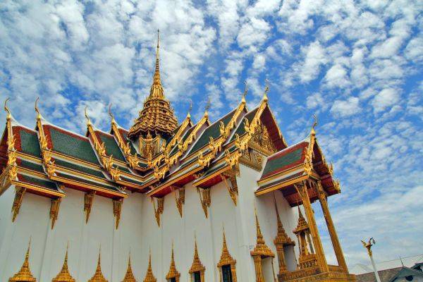 Королевский дворец в бангкоке, таиланд: все что нужно знать.