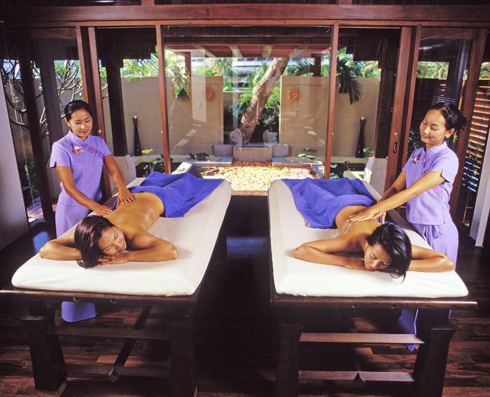 Попробовать традиционный тайский массажна пхукете, таиланд