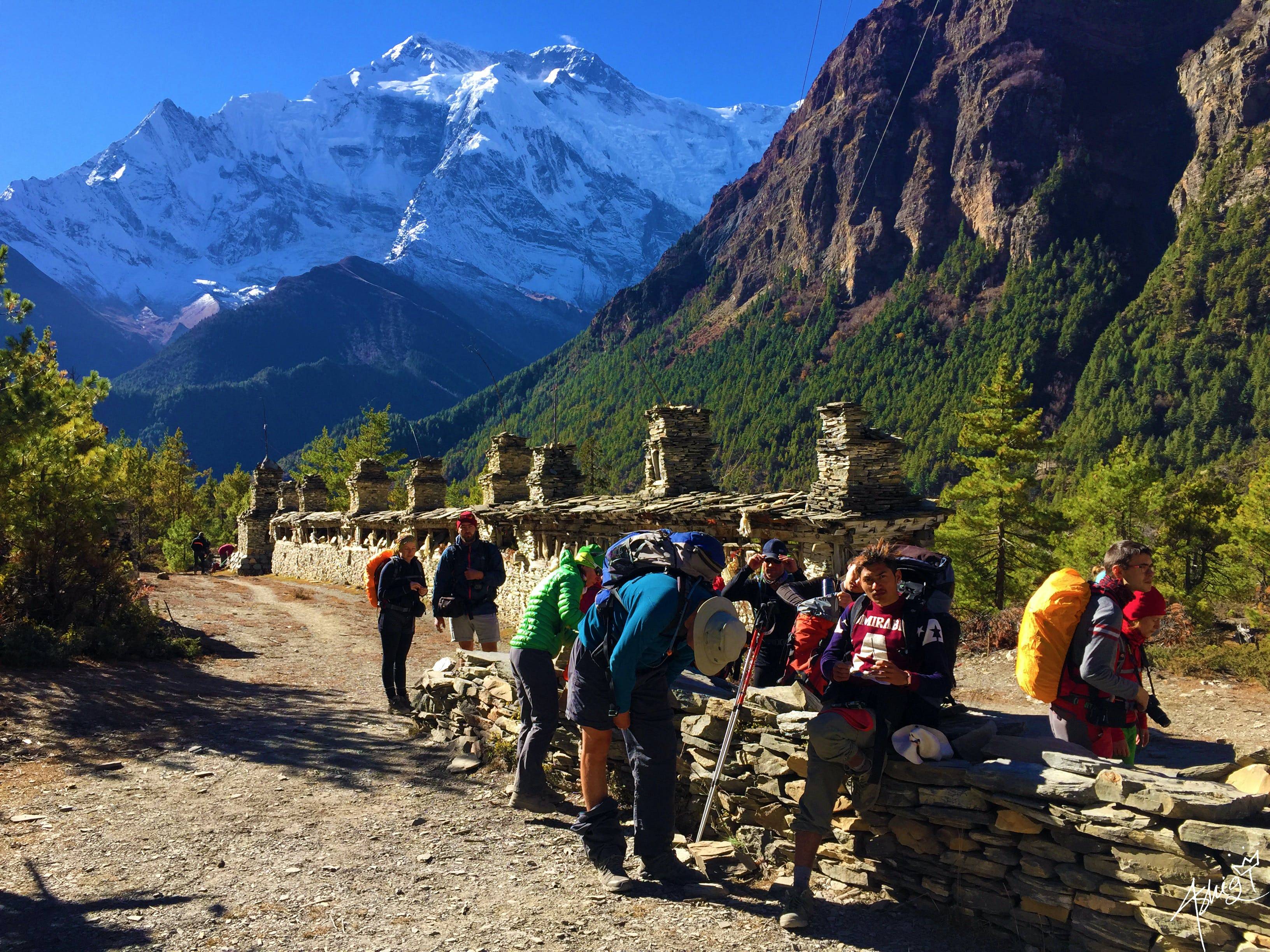 Треккинг-туры в непал – все, что надо знать, отправляясь в путешествие — тонкости туризма
