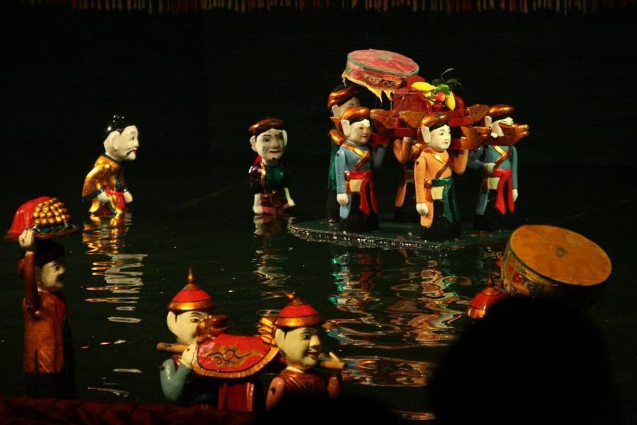 Кукольный театр на воде и дом культуры в нячанге: описание и фото