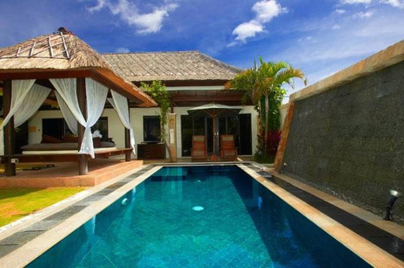 40 best honeymoon villas in bali: location, amenities & prices