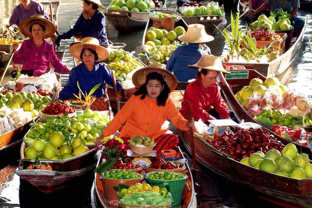 Бангкок: китайский квартал, фруктовый рынок, terminal 21 и mbk center