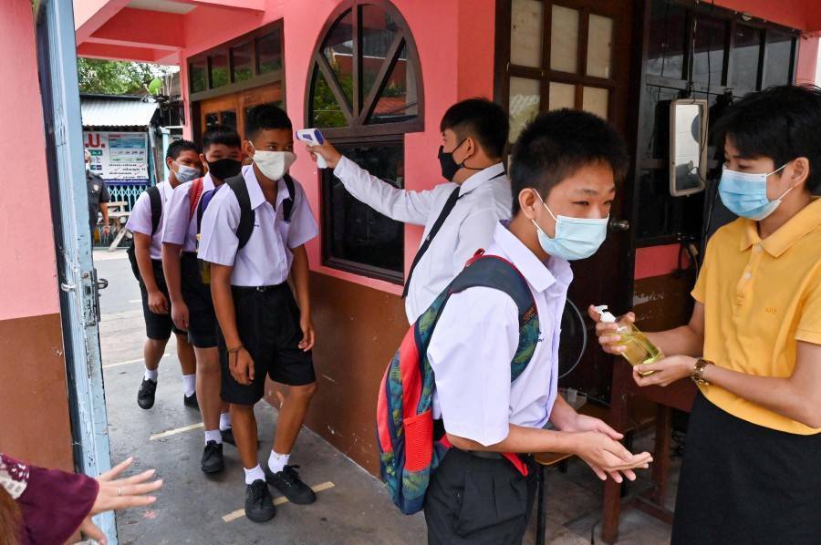 Среднее школьное образование в таиланде: 3 заведений, 15 учебных программ - стоимость обучения