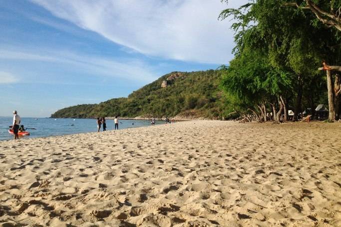 Военный пляж (sai kaew beach) в паттайе - чем заняться и как добраться