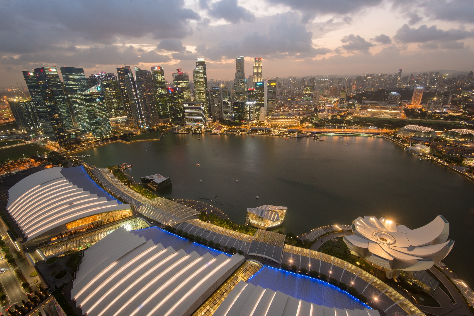 корабль на крыше сингапур