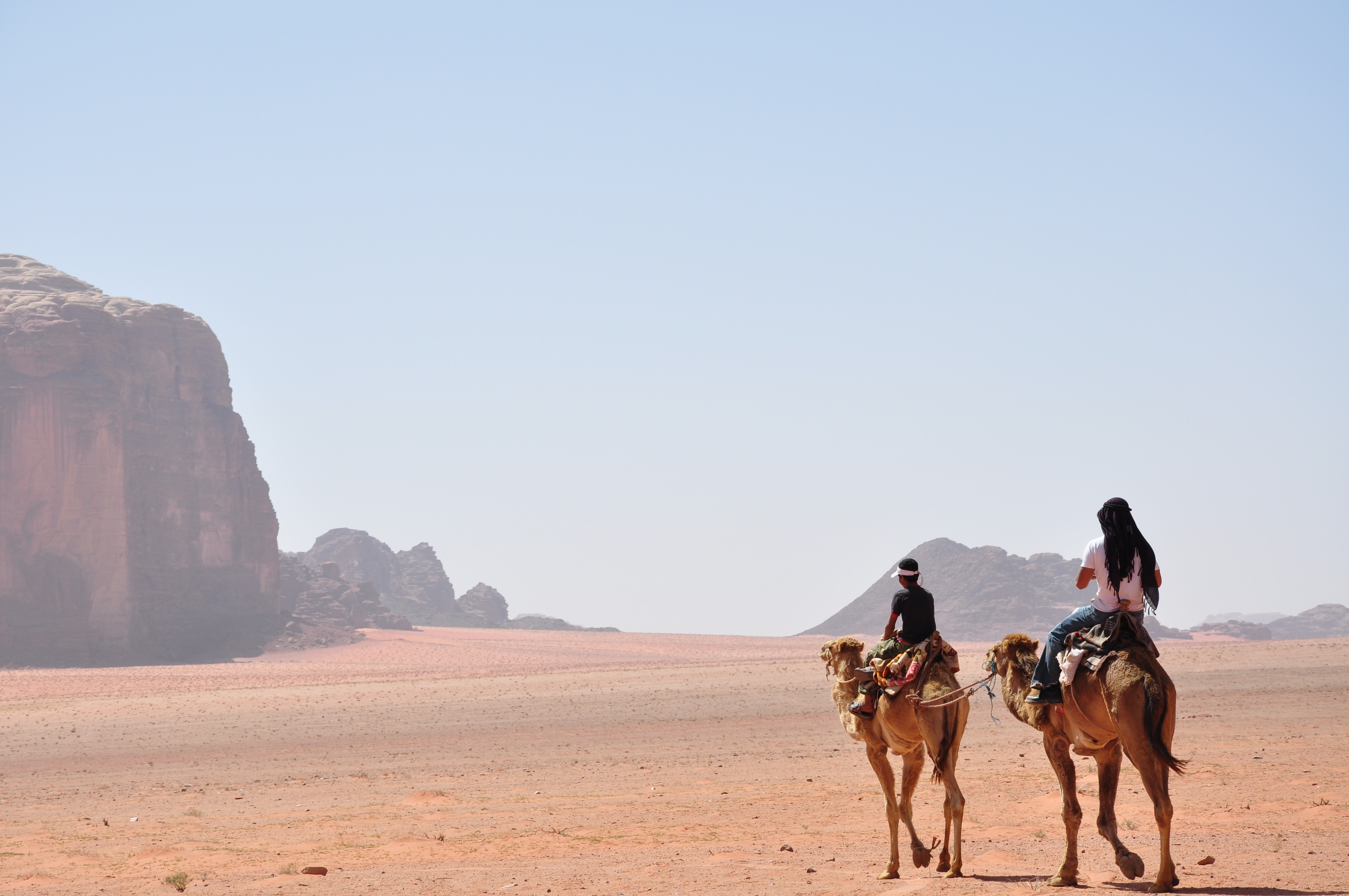 Восточный туризм. Вади рам экскурсия. Desert пастух пустыни Иордании. Путешествие в пустыню. Сафари Египет.