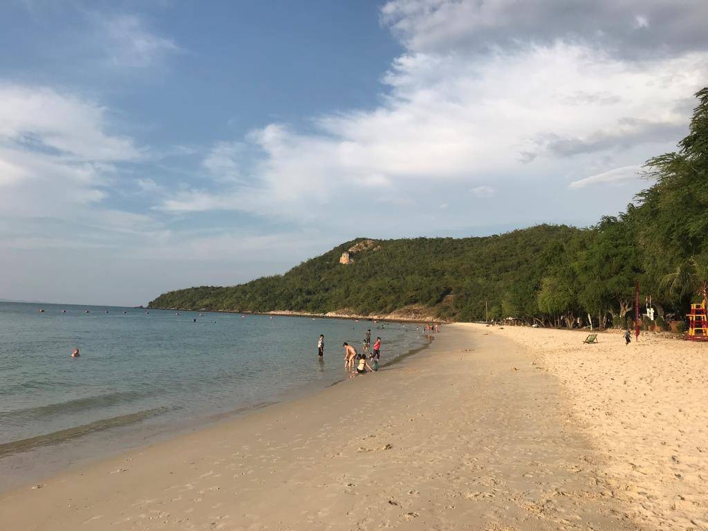 Пляж вонгамат в паттайе - фото отзывы отели