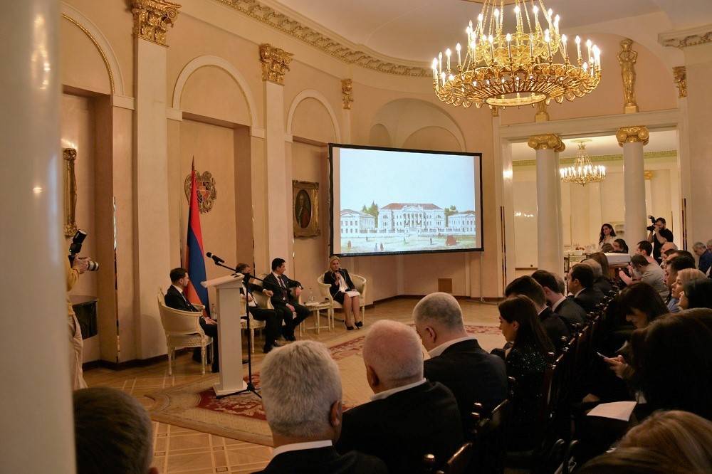 Как получить внж в люксембурге?
