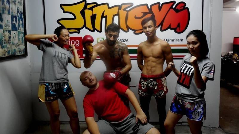 Правила тайского бокса — экипировка, допуск спортсменов, подсчет очков и тд