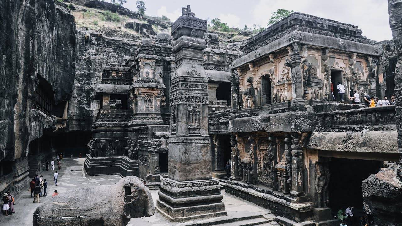 Скальные храмы эллоры – рукотворное чудо индии