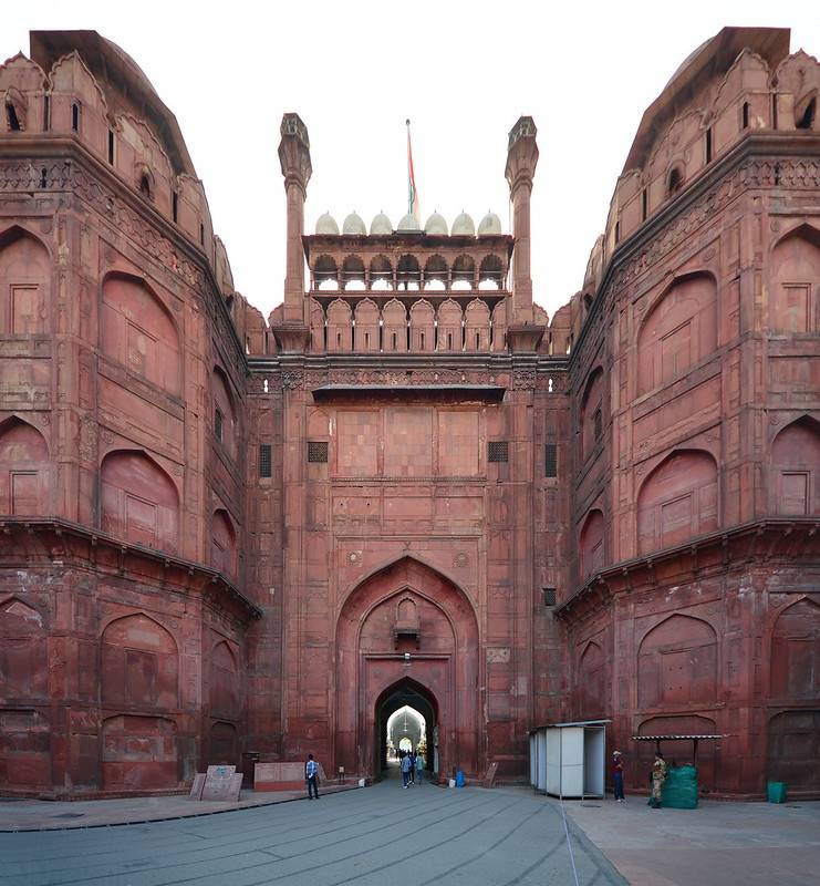 Красный форт в дели - резиденция императора великих моголов в индии