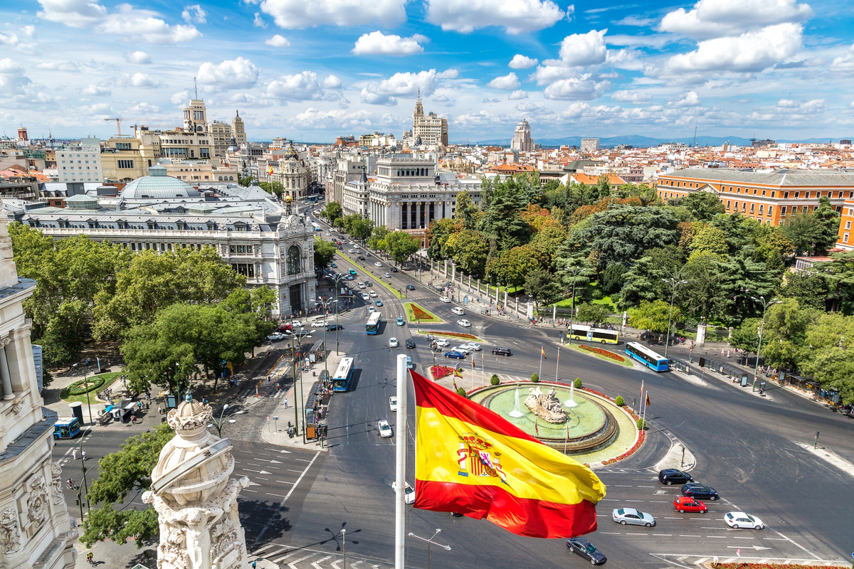 Коронавирус в испании : барселона и тенерифе, тысячи туристов на карантине