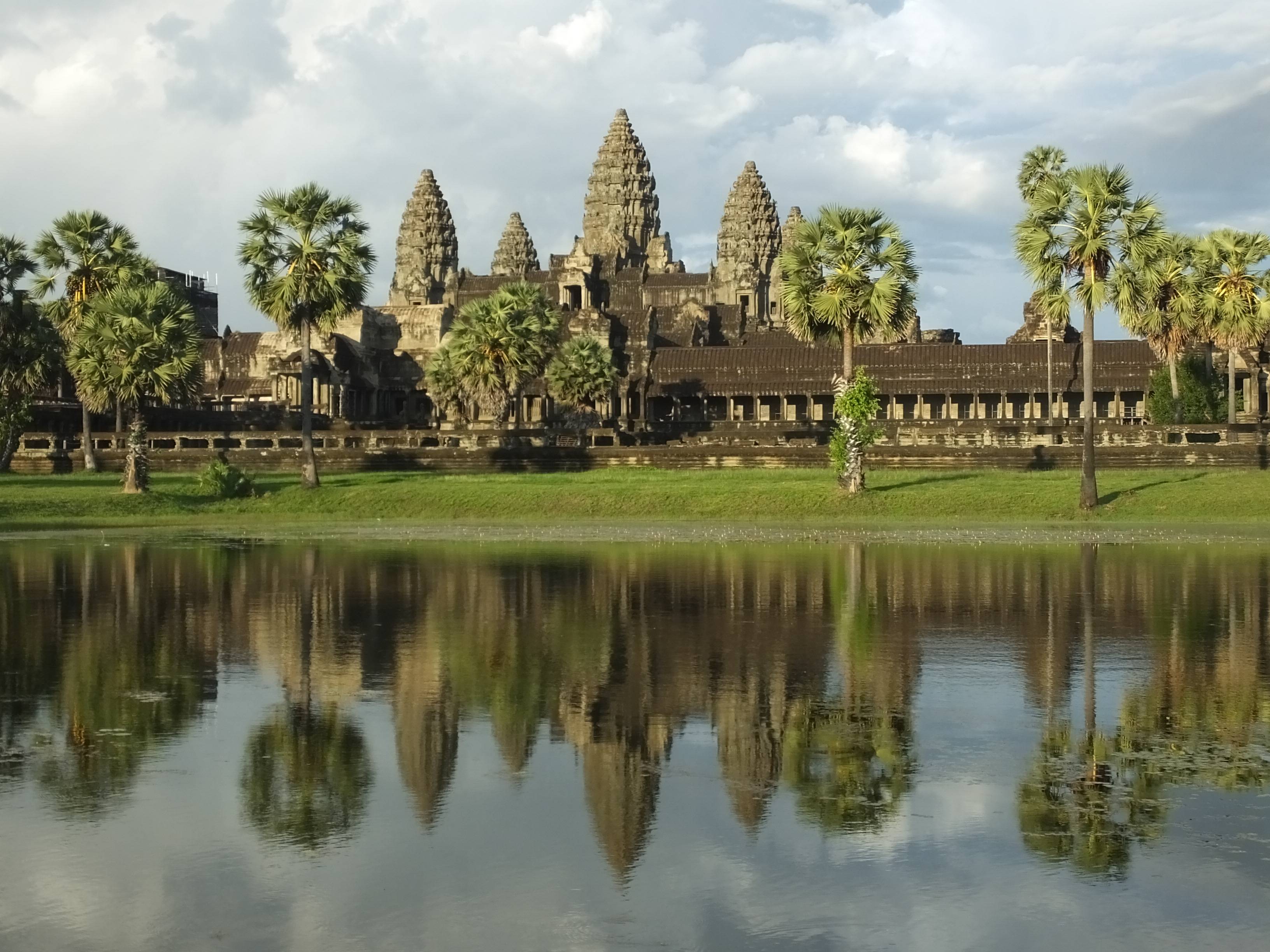 Как правильно фотографировать Ангкор на рассвете?