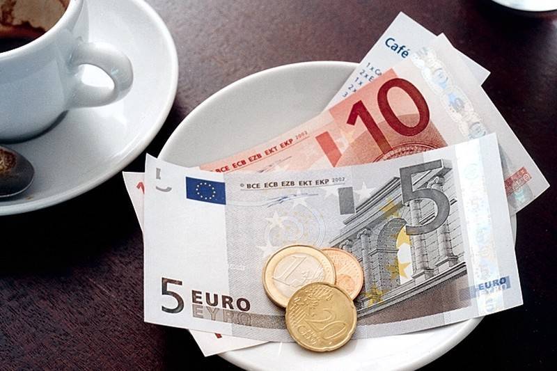 16 европейских стран, где нужно давать чаевые в ресторане, и сколько оставлять