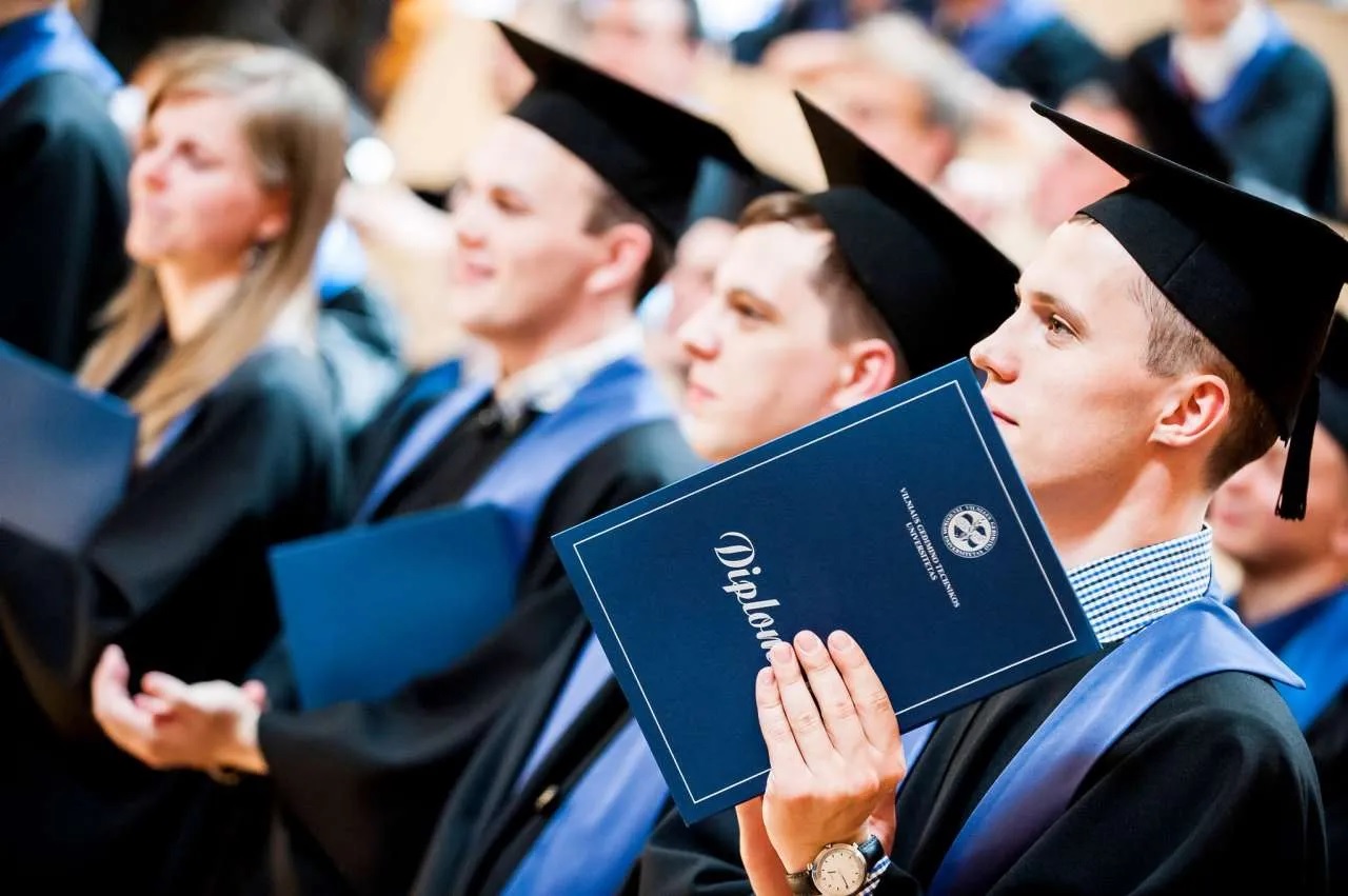 Высшее образование и обучение в эстонии для русских в 2020 году