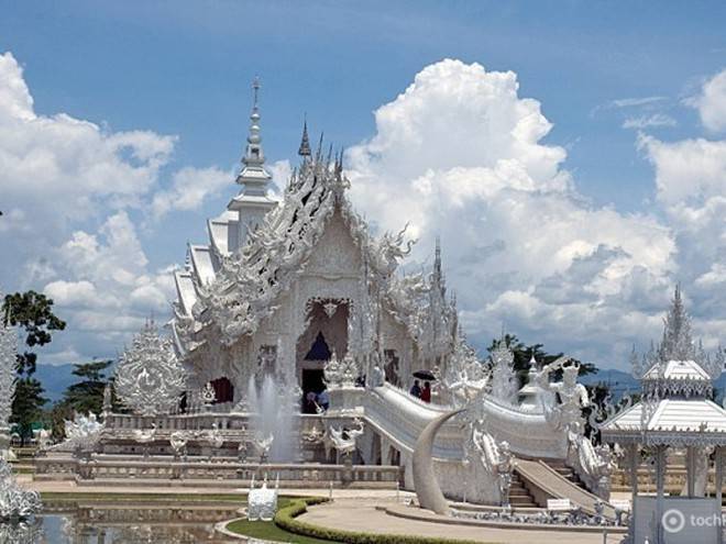 Белый храм в тайланде. ронг кхун