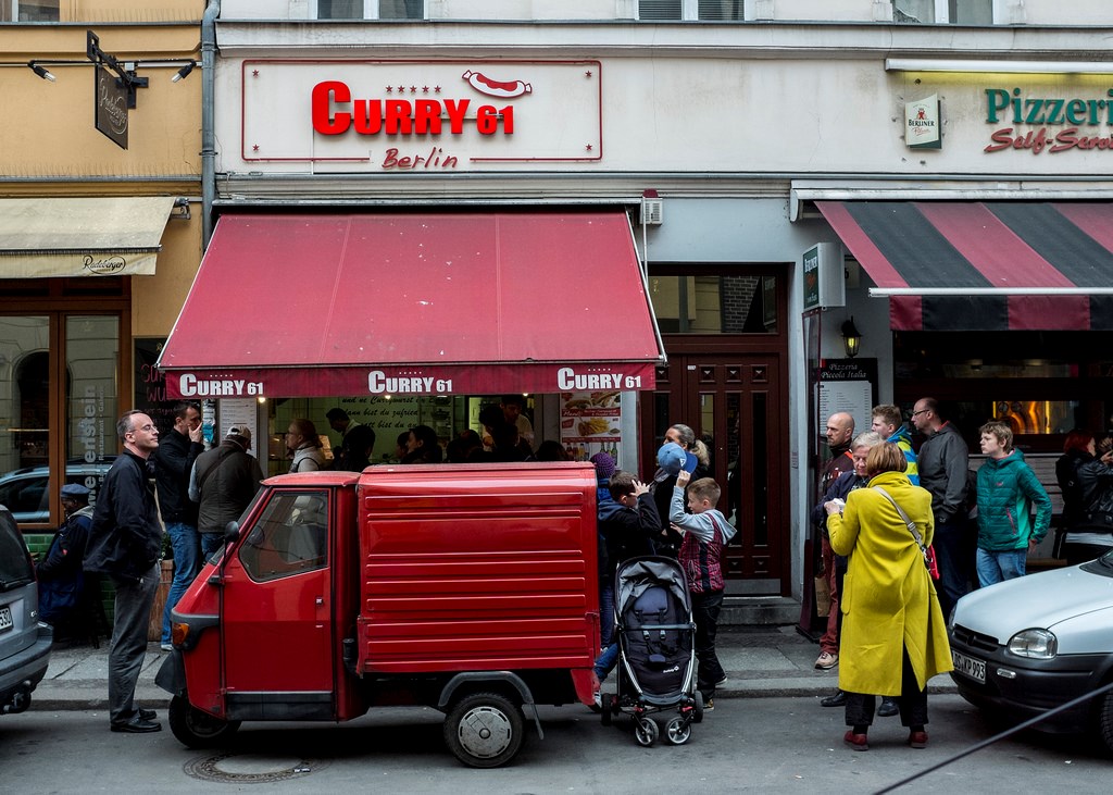 Берлин меню. Берлин еда. Продукты в Берлине. Мясо в Берлине. Цены на еду в Берлине.