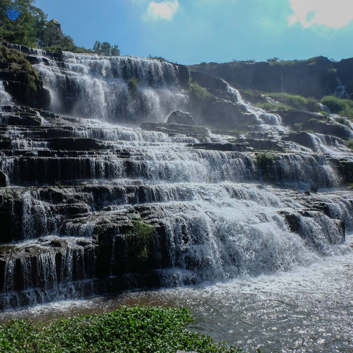 Понгур — самый большой и самый красивый водопад Далата