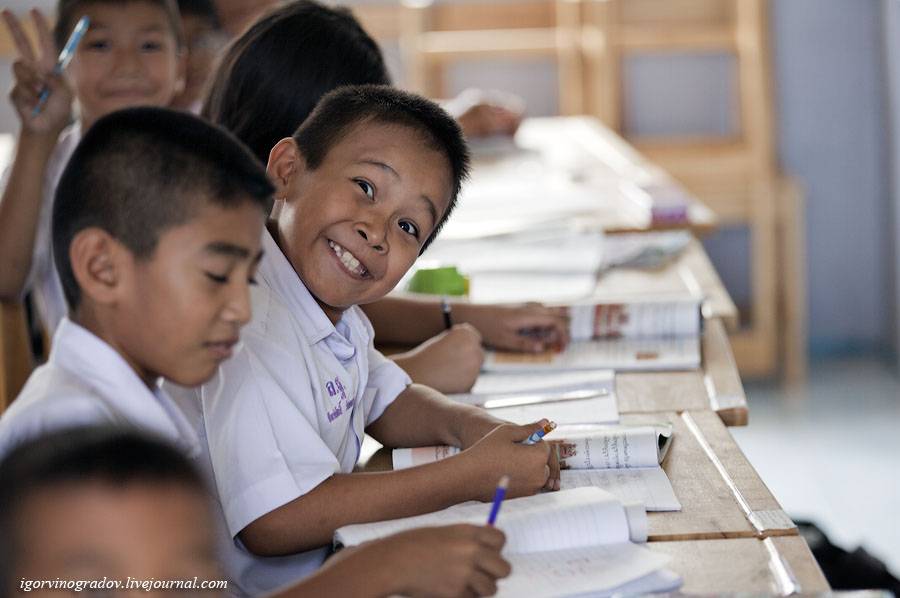 Русские дети в тайланде: как найти подходящую школу | не сидится - клуб желающих переехать