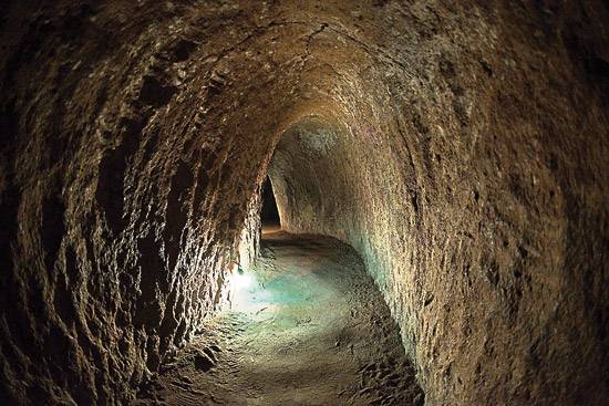 Комплекс подземных сооружений времён вьетнамской войны.