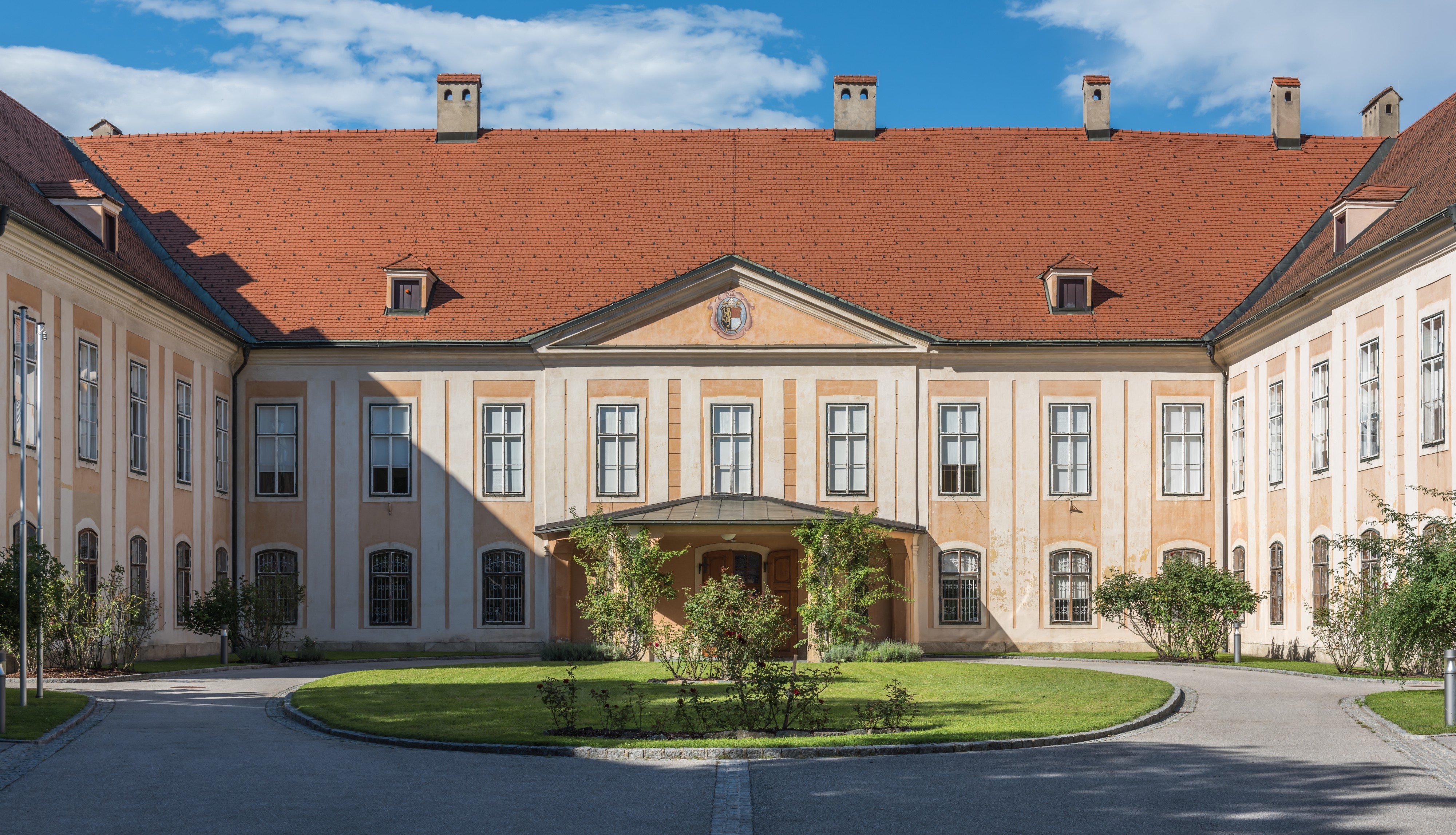 Резиденция архиепископа в вюрцбурге, шедевр барокко | tourpedia.ru