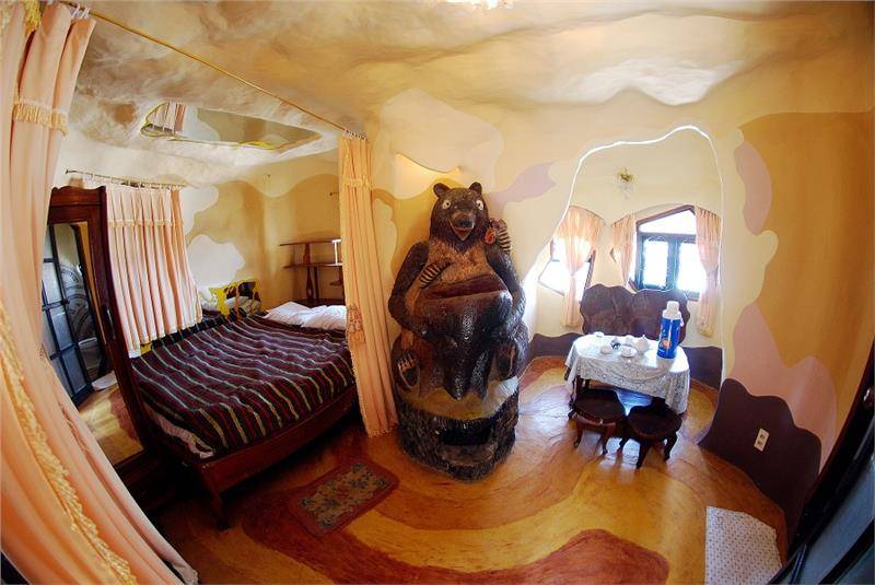 Crazy house hotel презентация