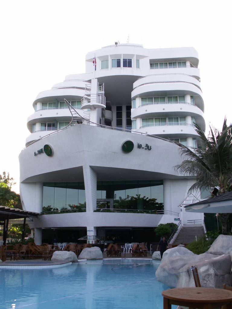 Правда про отель a-one royal cruise hotel 4*, паттайя, тайланд